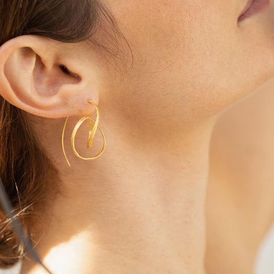 EMBOLIC EARRINGS MEDIUM GOLD