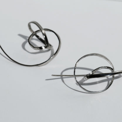 EMBOLIC EARRINGS MEDIUM SILVER