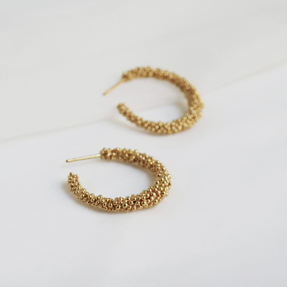 STARDUST EARRINGS HOOP LARGE GOLD