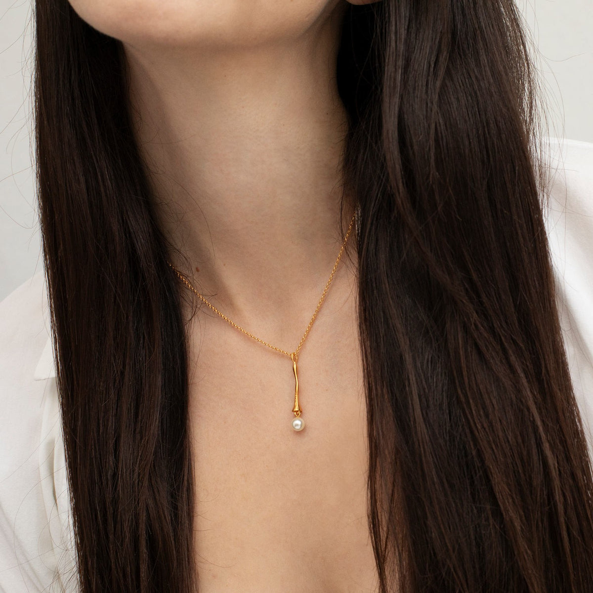 ECLAT NECKLACE WHITE