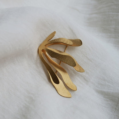EXOTICA BROOCH