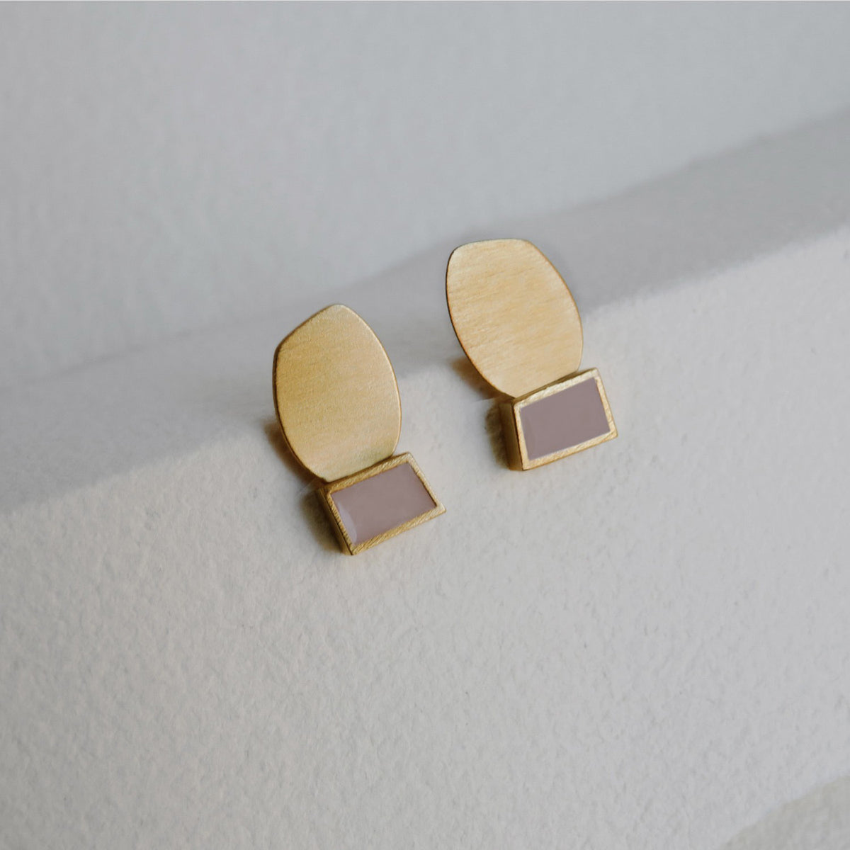 COLLAGE EARRINGS MAUVE