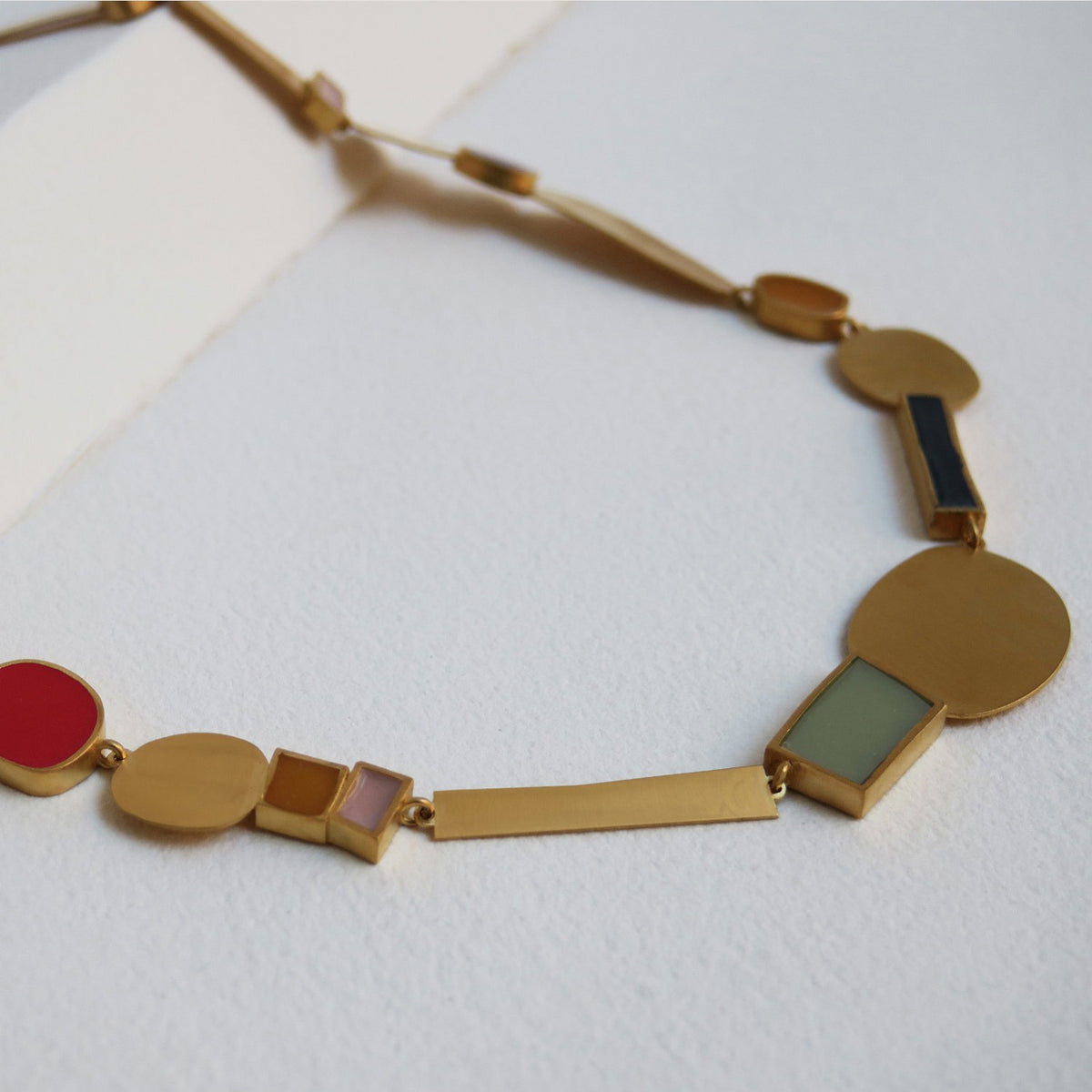 COLLAGE NECKLACE GOLD