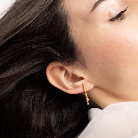 GUSPIRA EARRINGS GOLD
