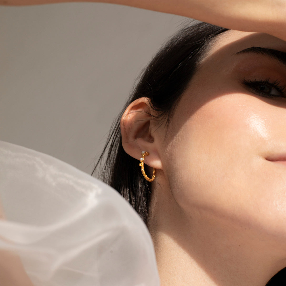 GUSPIRA EARRINGS HOOP GOLD