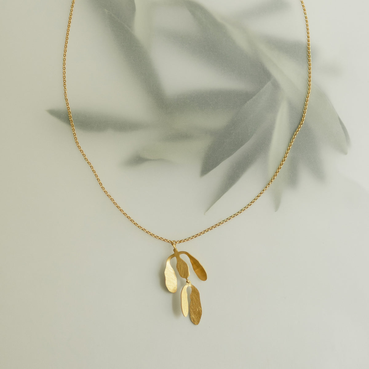 SILVELA NECKLACE GOLD