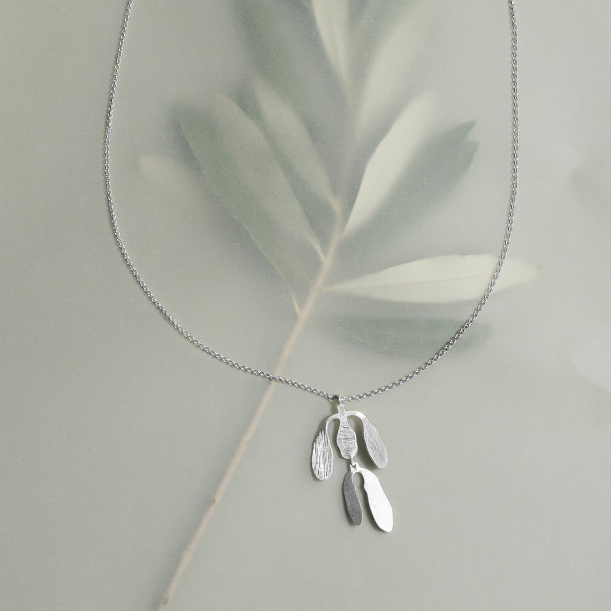SILVELA NECKLACE SILVER