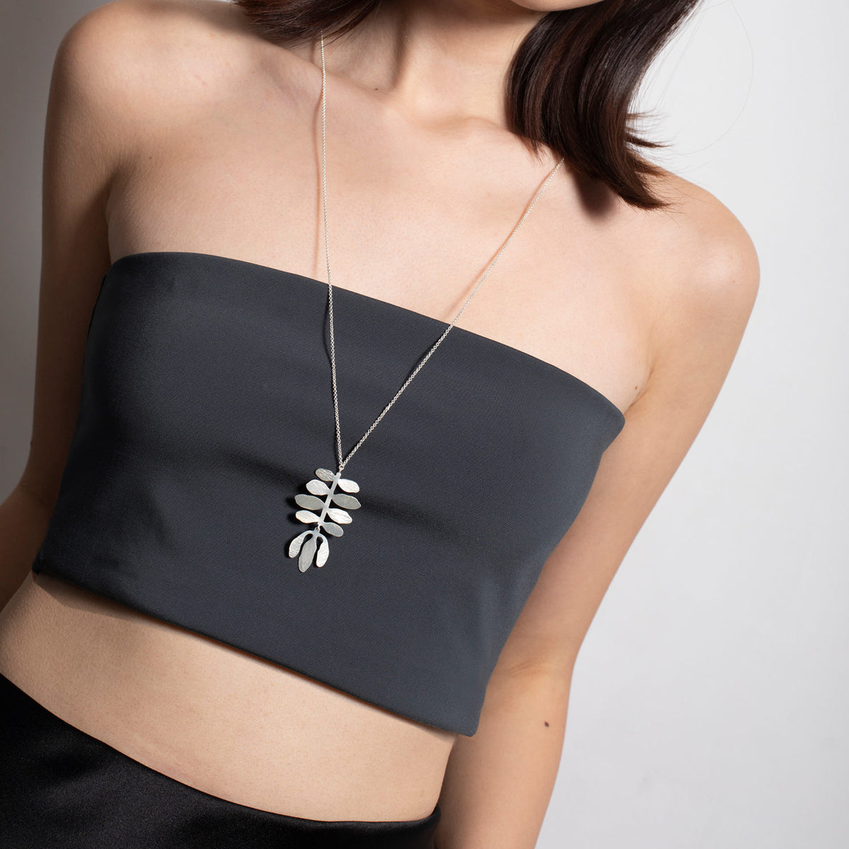 SILVELA NECKLACE LONG SILVER