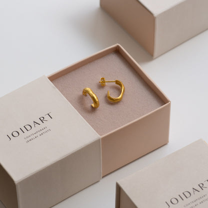 SAUMA EARRINGS HOOP SMALL GOLD