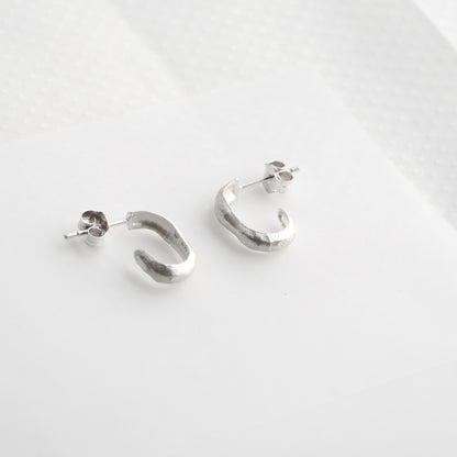 SAUMA EARRINGS HOOP SMALL SILVER