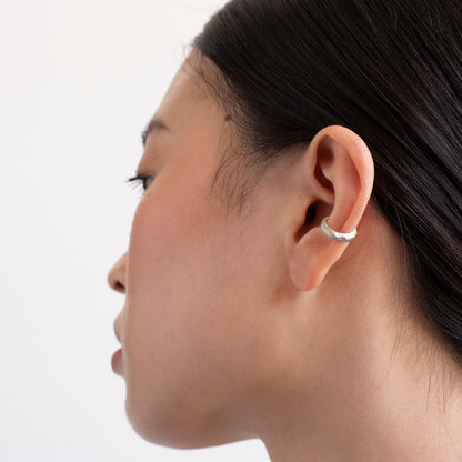 SAUMA EAR CUFF EARRING SILVER